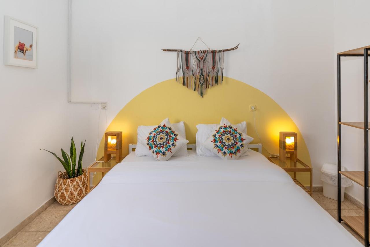 The White Hill Guesthouse Yeruham Exterior foto