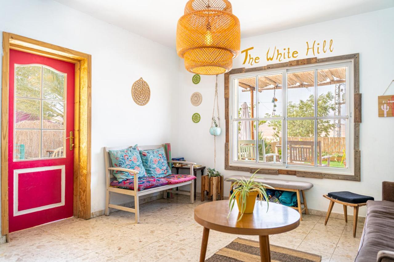 The White Hill Guesthouse Yeruham Exterior foto