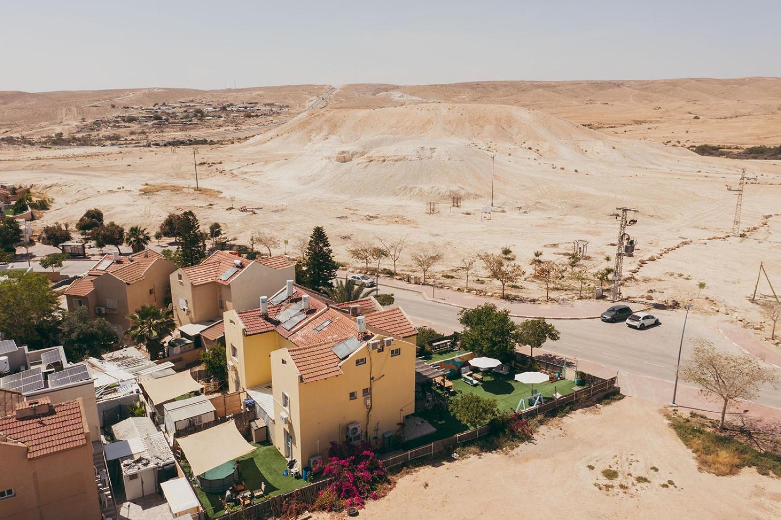 The White Hill Guesthouse Yeruham Exterior foto