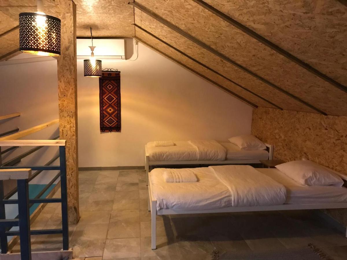 The White Hill Guesthouse Yeruham Exterior foto